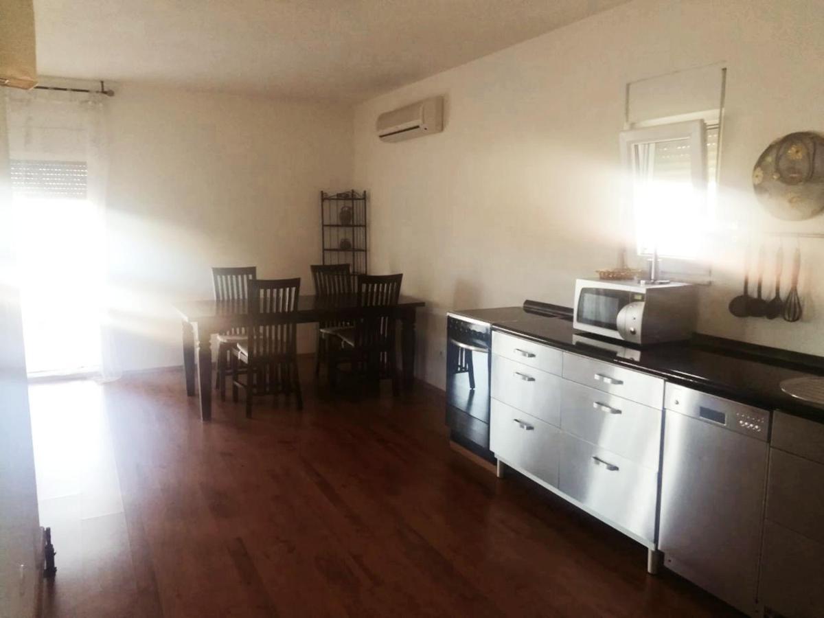 Apartmani Jureta Okrug Gornji Buitenkant foto