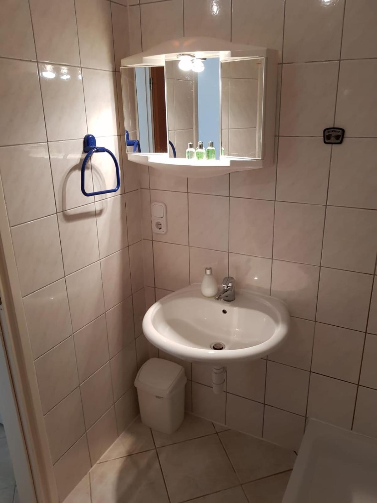 Apartmani Jureta Okrug Gornji Buitenkant foto